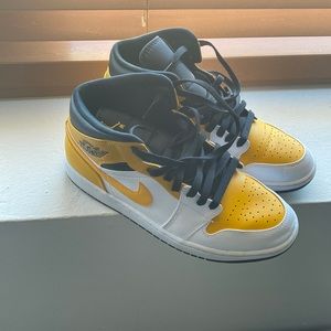 Air Jordan 1s